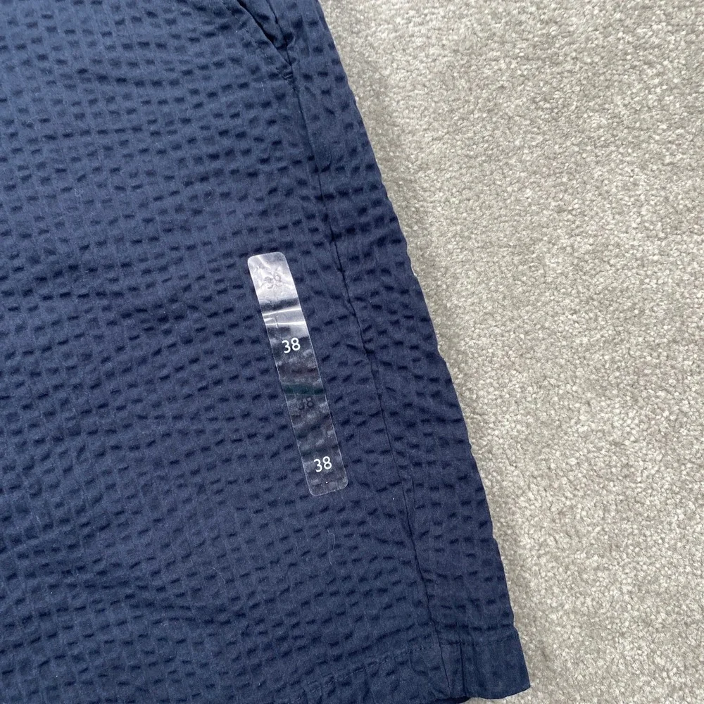 Tommy Hilfiger Seersucker Shorts Mens 38 Navy Blue Textured Casual XM03616
